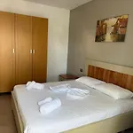 Ap 8 Apartmán Golem (Tirana)