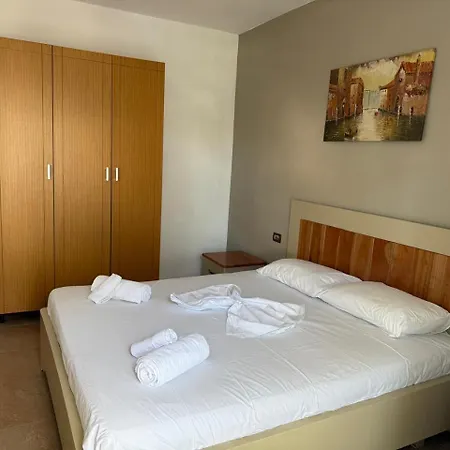 Ap 8 Apartament Golem (Tirana)